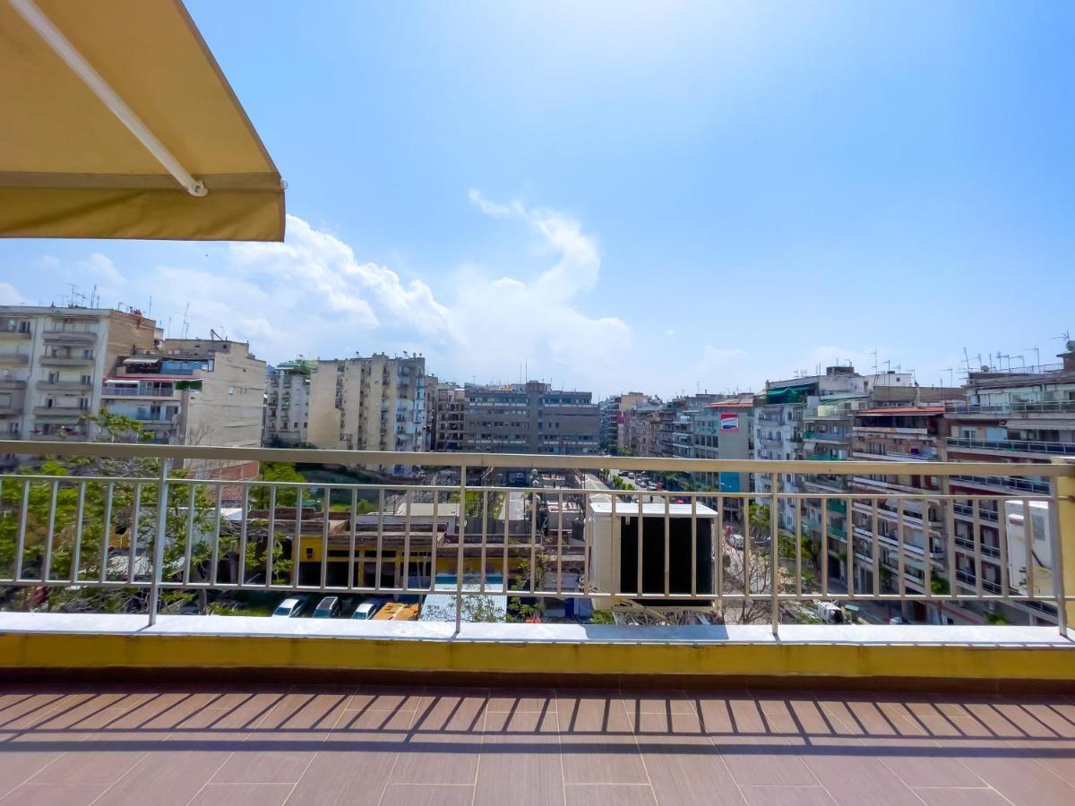 City Plaza Apartments & Rooms Tesalonika Bagian luar foto