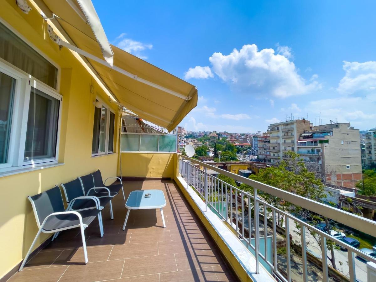 City Plaza Apartments & Rooms Tesalonika Bagian luar foto