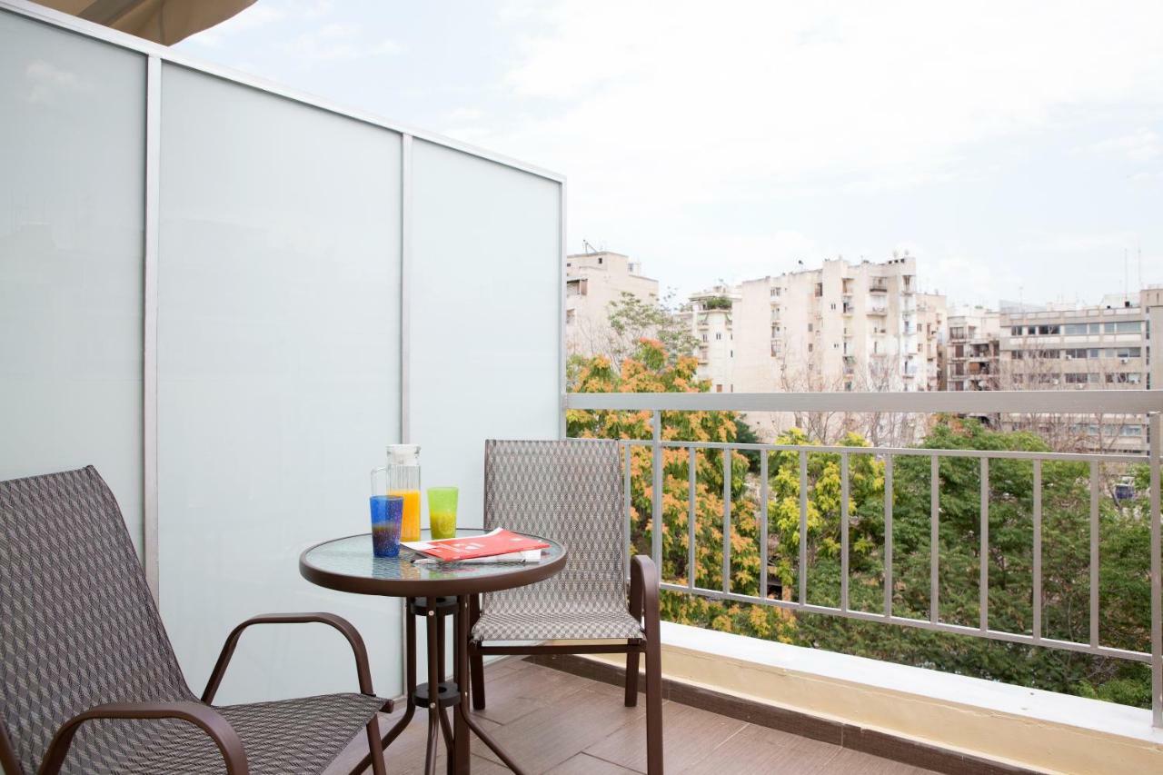 City Plaza Apartments & Rooms Tesalonika Bagian luar foto